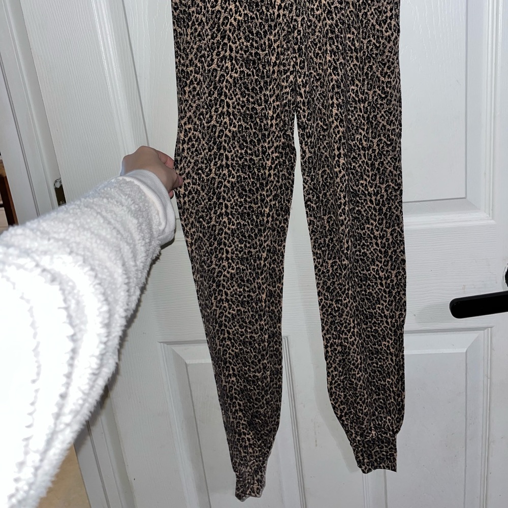 Cynthia Rowley Cheetah Stretchy Jogger Sleep Pants